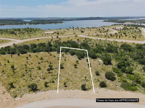 1079 Clearwater Pt, Graham, TX 76450