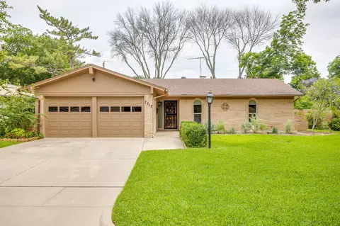 7517 Overhill Rd, Fort Worth, TX 76116