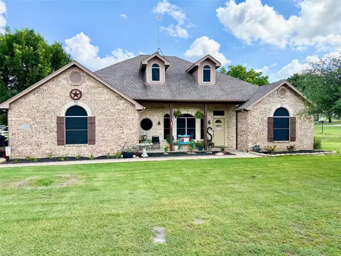 3220 Skinner Rd, Midlothian, TX 76065