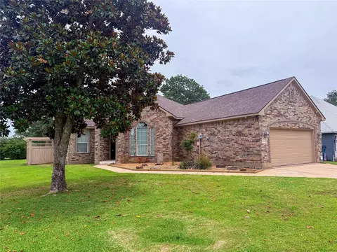 5 Woodlawn Way, Star Harbor, TX 75148