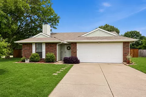 3612 Glenview Dr, Corinth, TX 76210