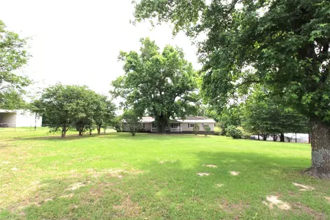 1967 Hopson Dr, Athens, TX 75752