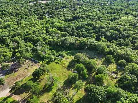 830 E Morgan St, Denison, TX 75021 photo 8