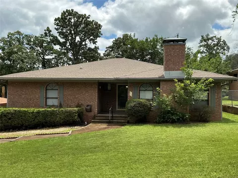 110 E Florence St, Denison, TX 75021