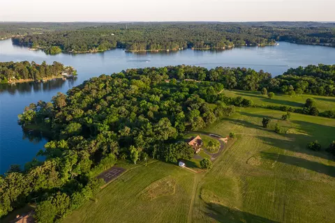 1281 County Road 3113, Jacksonville, TX 75766