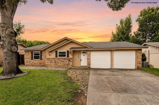 1904 Westover Dr, Arlington, TX 76015