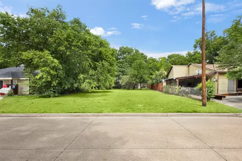 205 Thompson St, Waxahachie, TX 75165