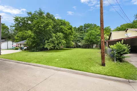 205 Thompson St, Waxahachie, TX 75165