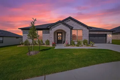 127 Mesa Dr, Glen Rose, TX 76043