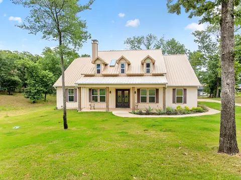 5230 Esquire Estates Rd, Mabank, TX 75156