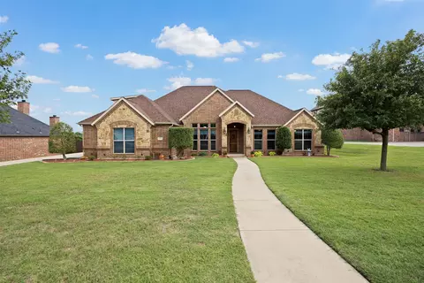 8230 Glenwick Dr, Waxahachie, TX 75167