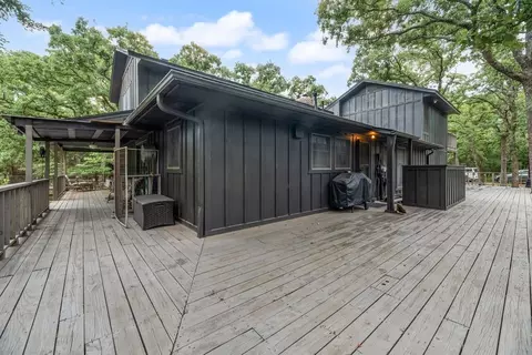 Exterior - 9875 Old Bridge Rd, Terrell, TX 75160 photo 5 of 8