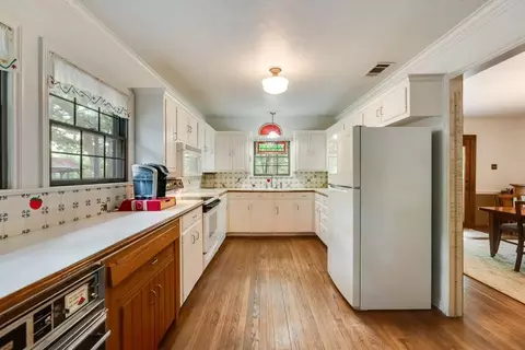 Kitchen - 9875 Old Bridge Rd, Terrell, TX 75160 photo 1 of 4