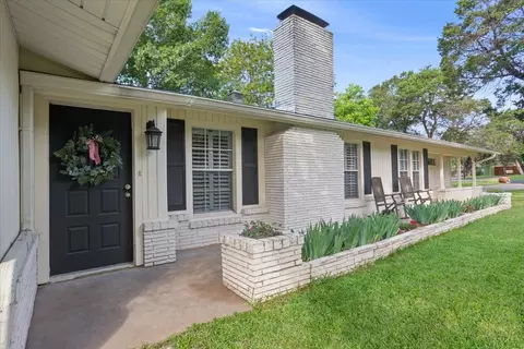 Exterior - 4400 Cedar Mountain Dr, Waco, TX 76708 photo 2 of 13