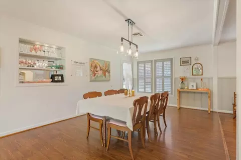 Dining - 4400 Cedar Mountain Dr, Waco, TX 76708 photo 2 of 2