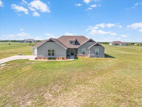 3009 High Ranch View Rd, Cresson, TX 76035