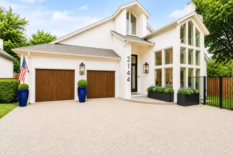 2144 Fountain Square Dr, Fort Worth, TX 76107