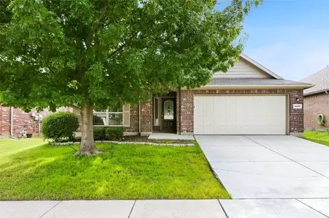 14313 Mariposa Lily Ln, Haslet, TX 76052