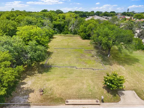 138 Page St, Keller, TX 76248