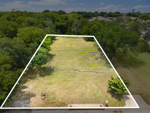 138 Page St, Keller, TX 76248