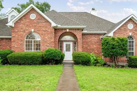 2107 Rivercrest Cir, Denison, TX 75020