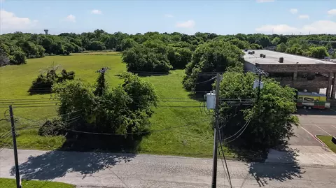 1426 Idlewild Ln, Lancaster, TX 75134