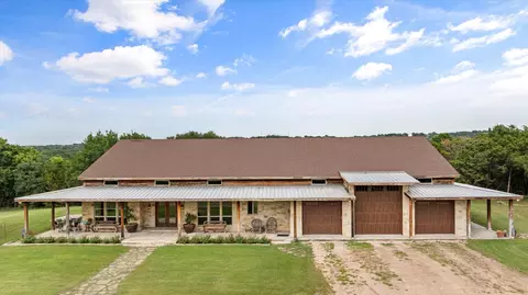 1904 Floyd Rd, Weatherford, TX 76087