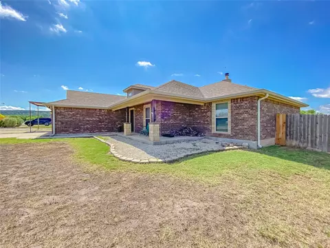 235 Countryside Dr, Tuscola, TX 79562