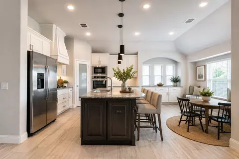 505 Livia St, Burleson, TX 76028