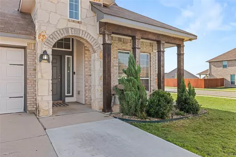 3128 Risinger Rd, Lorena, TX 76655