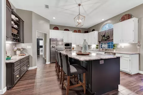 3303 Stonehenge Dr, Richardson, TX 75082