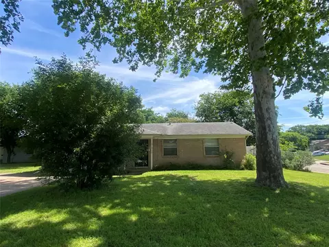 7838 Groveway Dr, Dallas, TX 75232