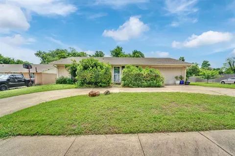 342 Meadowhill Dr, Garland, TX 75043