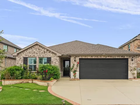 1512 Berry Ridge Trl, Aubrey, TX 76227