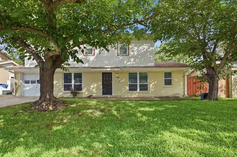 2430 Mark Dr, Mesquite, TX 75150