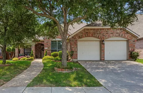 225 Red Bluff Dr, Hickory Creek, TX 75065