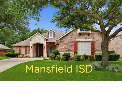 8106 Summerleaf Dr, Arlington, TX 76001