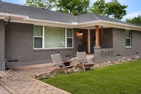 9710 Cloister Dr, Dallas, TX 75228
