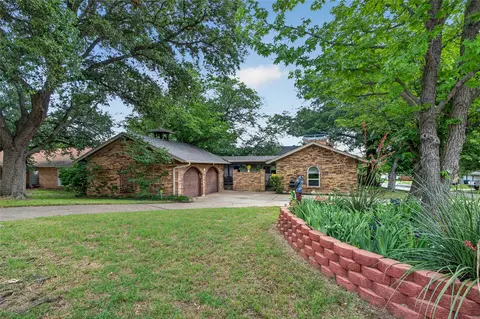 5310 Westminster Ct S, Fort Worth, TX 76133
