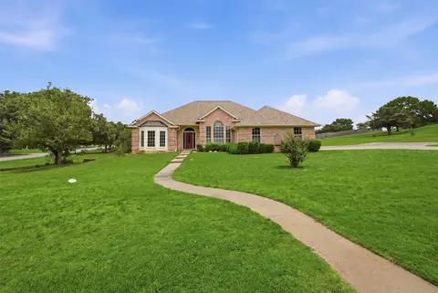 1005 Catalina Dr, Bells, TX 75414