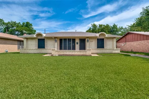 2101 Spanish Trl, Irving, TX 75060