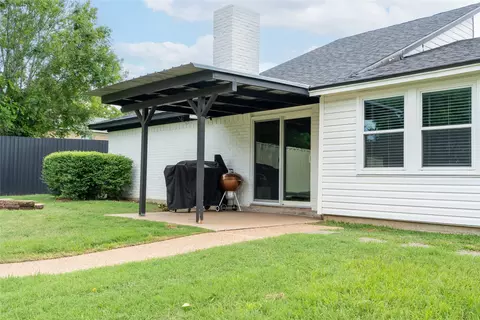 Exterior - 139 Moses Manor Dr, Lorena, TX 76655 photo 5 of 9