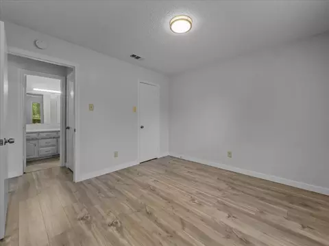 Bedroom - 1908 Clemson Dr, Richardson, TX 75081 photo 4 of 4