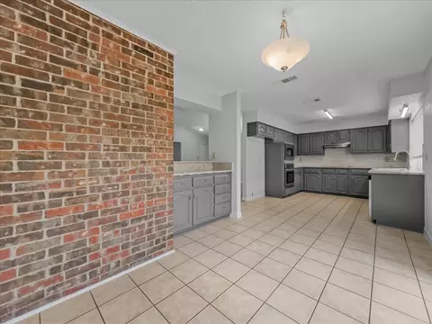 Kitchen - 1908 Clemson Dr, Richardson, TX 75081 photo 5 of 5