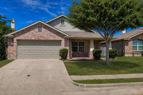 2011 Zavala, Forney, TX 75126