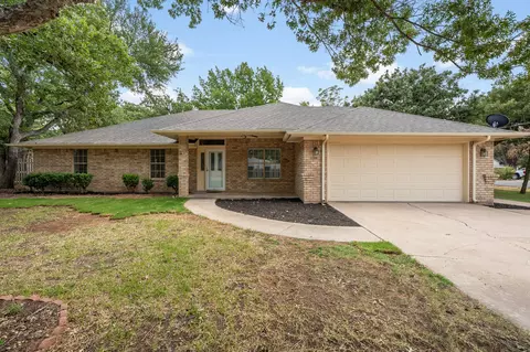 3906 Cimmaron Trl, Granbury, TX 76049