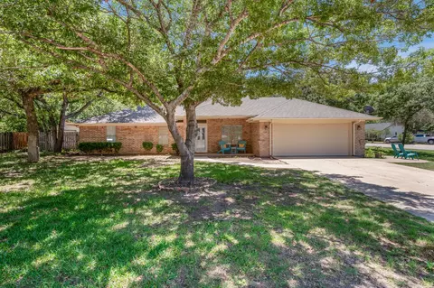 3906 Cimmaron Trl, Granbury, TX 76049