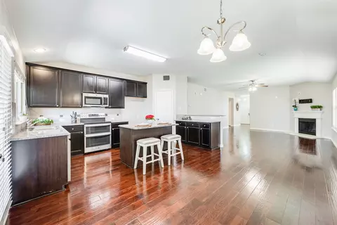 4521 Lakeside Hollow St, Roanoke, TX 76262
