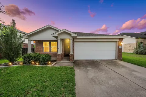 6532 Crystal Ct, Waco, TX 76712