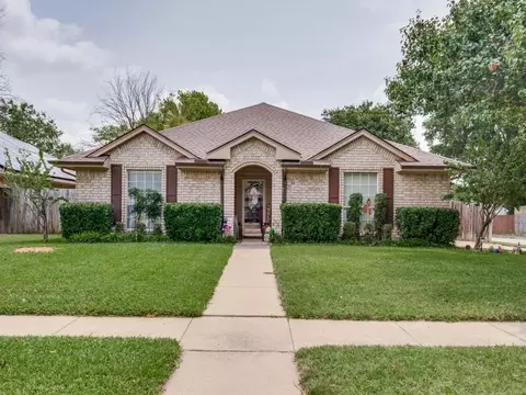 149 Roberts Dr, Saginaw, TX 76179